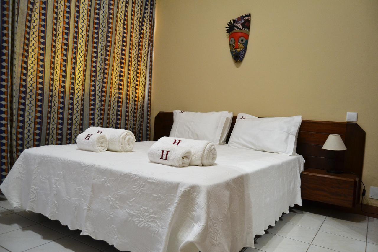 Hotel Central Sao Tome Ngoại thất bức ảnh
