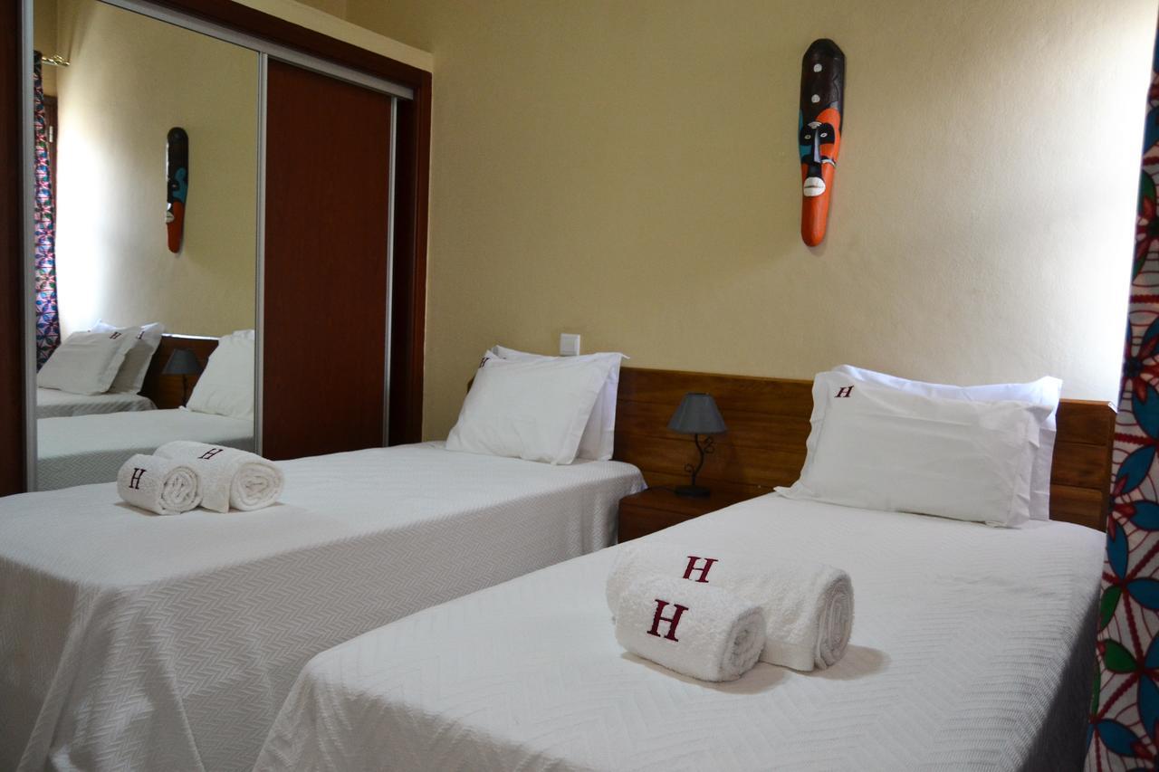 Hotel Central Sao Tome Ngoại thất bức ảnh