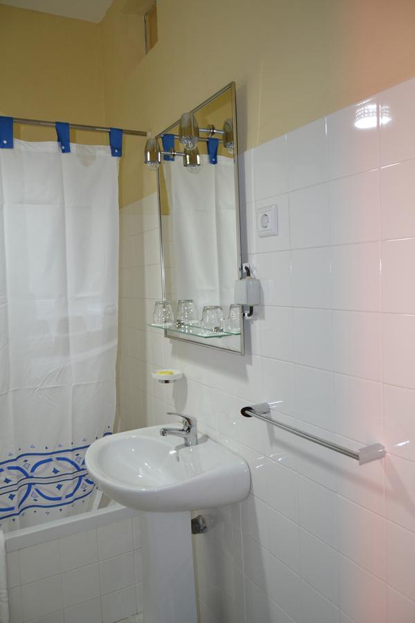 Hotel Central Sao Tome Ngoại thất bức ảnh